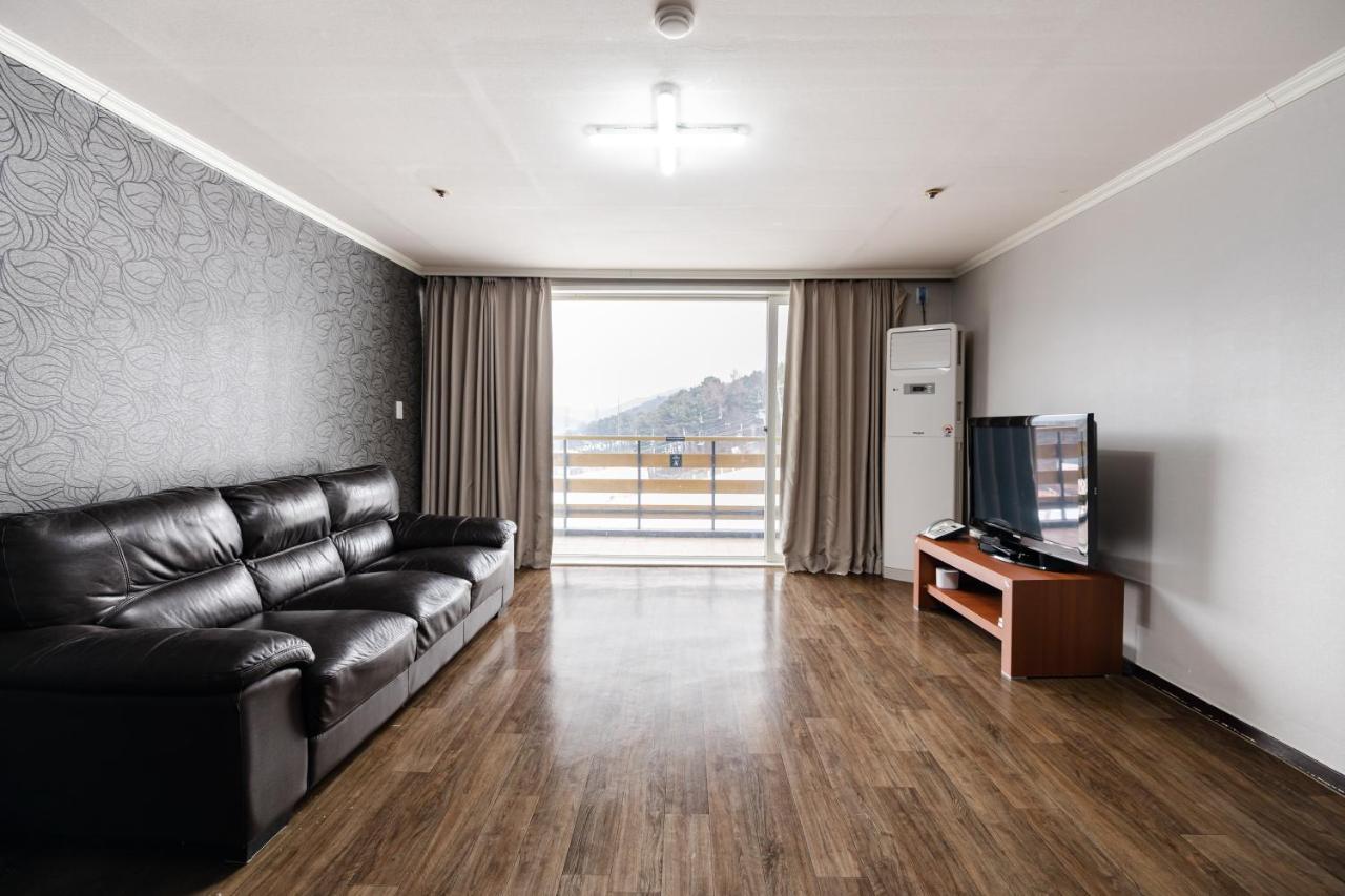 Hotel Bears Town à Pocheon Extérieur photo