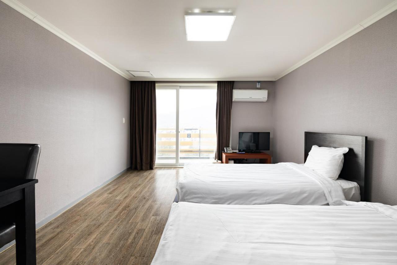 Hotel Bears Town à Pocheon Extérieur photo